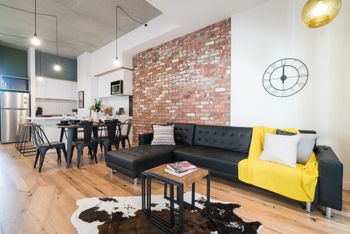 Phoenix On Curzon Rejuvenate Stays - Holiday Adelaide 3