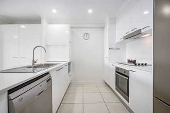 Cotton Tree Modern Apartment - Holiday Adelaide 1