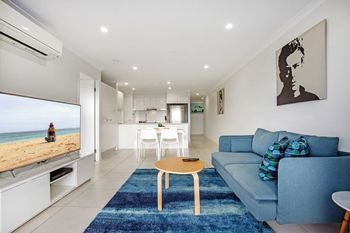 Cotton Tree Modern Apartment - Holiday Adelaide 2