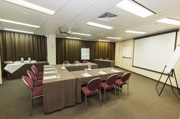 Holiday Inn Townsville - Holiday Adelaide 5