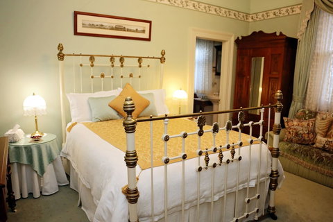 Forgandenny Bed & Breakfast - Holiday Adelaide 1