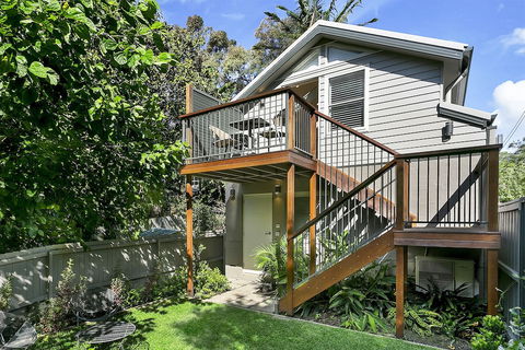 Private Garden Apartment Minutes Walk To Station NBN01 - Holiday Adelaide 0