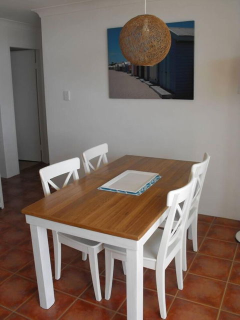 Beachpoint Unit 202 - Holiday Adelaide 3