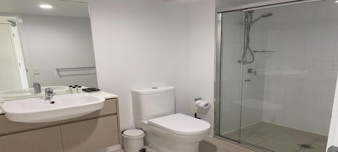 Airtrip Apartments On Carlyle St. Mackay - Holiday Adelaide 1