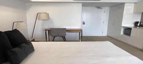 Airtrip Apartments On Carlyle St. Mackay - Holiday Adelaide 2