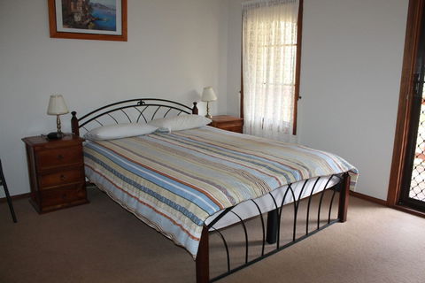 Surf Beach Family Friendly Home - Holiday Adelaide 6