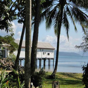 Port Douglas On Macrossan - Holiday Adelaide 2