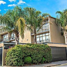 Adelaide DressCircle Apartments - Ward St - Holiday Adelaide 2