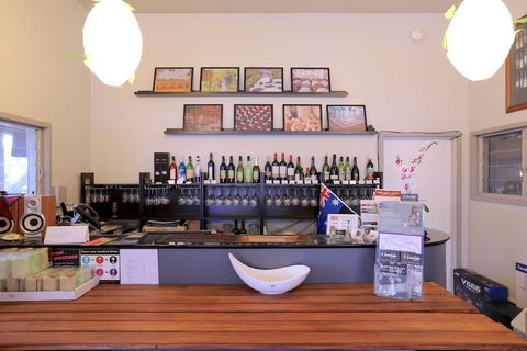 Vineyard Hill - Holiday Adelaide 5