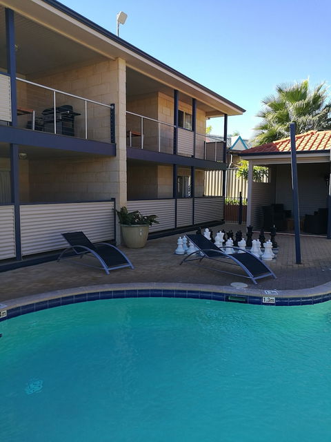 Kalbarri Edge Resort - Holiday Adelaide 3