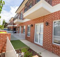 Brand New Townhouse - Holiday Adelaide