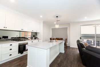 Brand New Townhouse - Holiday Adelaide 1