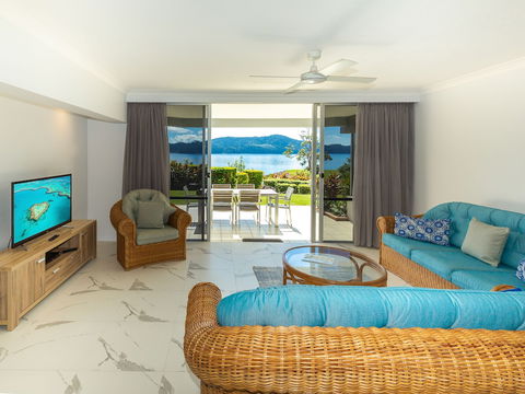Frangipani 5 On Hamilton Island - Holiday Adelaide 5