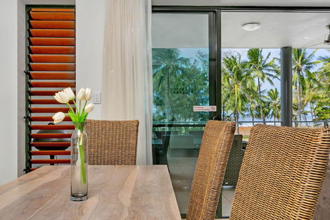 Beachfront Apartment With Ocean View - 4 - Holiday Adelaide 3
