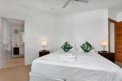 Beachfront Apartment With Ocean View - 4 - Holiday Adelaide 2
