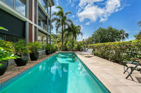 Beachfront Apartment With Ocean View - 4 - Holiday Adelaide 0