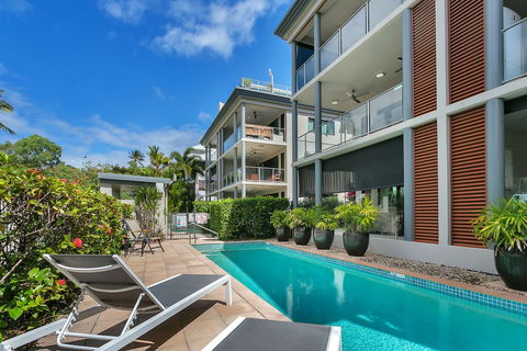 Beachfront Apartment With Ocean View - 4 - Holiday Adelaide 1