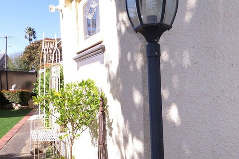 Mourilyan House - Holiday Adelaide 2