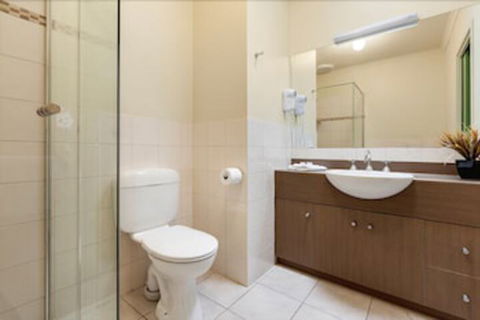 Bellbrae Country Club Surf Coast - Holiday Adelaide 3
