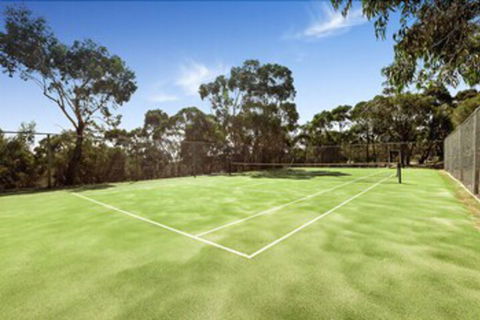 Bellbrae Country Club Surf Coast - Holiday Adelaide 6