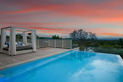 Vantage Over Byron - Holiday Adelaide 1