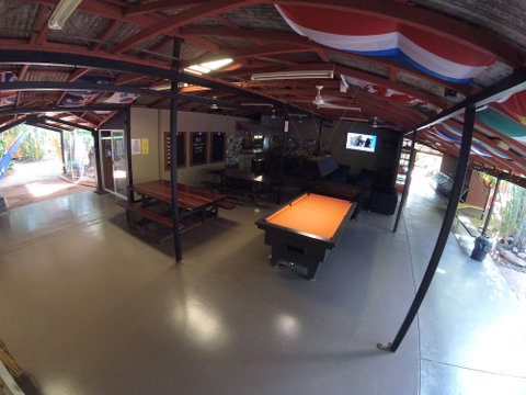 Cable Beach Backpackers - Hostel - Holiday Adelaide 4