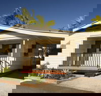 Brisbane Holiday Village - Holiday Adelaide