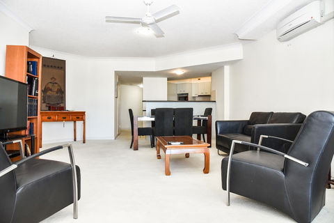 Founda Gardens Apartments - Holiday Adelaide 5