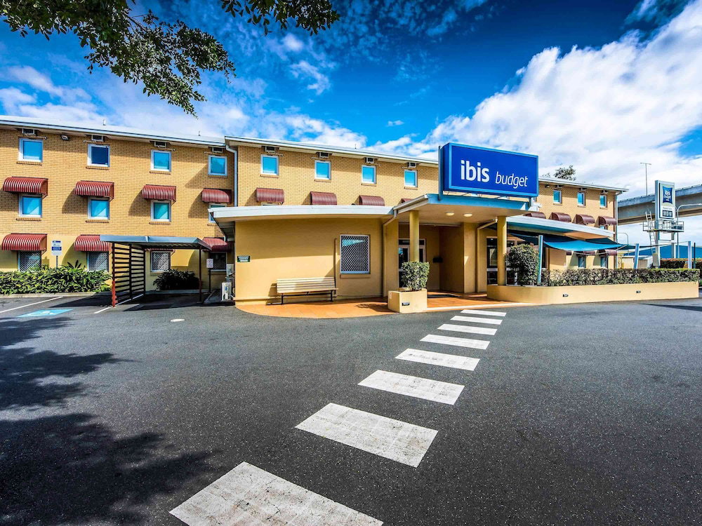 Hendra QLD Holiday Adelaide