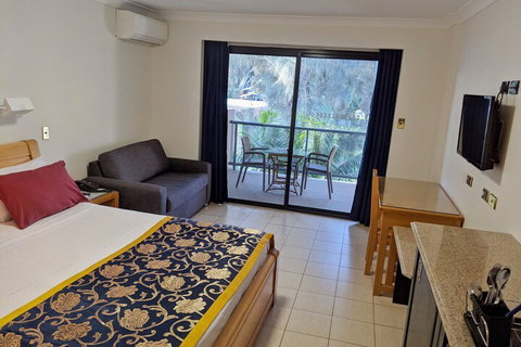 Novena Palms Motel - Holiday Adelaide 3
