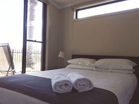Anchorage Apartments Bermagui - Holiday Adelaide 6