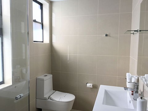 Anchorage Apartments Bermagui - Holiday Adelaide 5