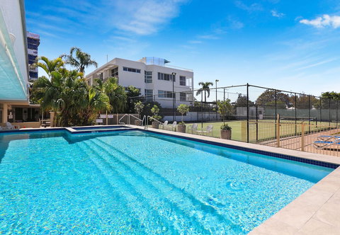 Elouera Tower Beachfront Apartments - Holiday Adelaide 5