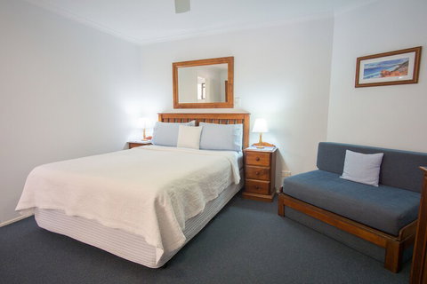 Debbie's Place - Holiday Adelaide 7