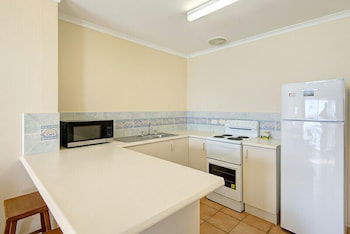 Lennox Head Beachfront Apartments - Holiday Adelaide 6