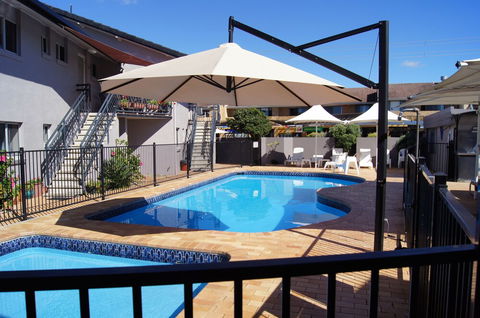 Lennox Head Beachfront Apartments - Holiday Adelaide 3