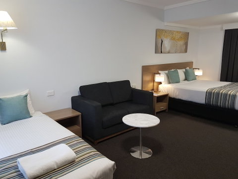 Mid City Motor Inn - Holiday Adelaide 3