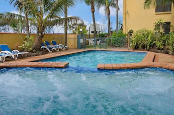 Kalua Holiday Apartments - Holiday Adelaide 0
