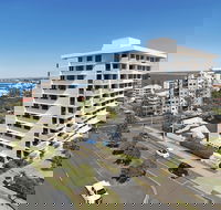 Burgess  Kings Beach Apartments - Holiday Adelaide