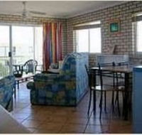 Whitecaps Holiday Apartments - Holiday Adelaide