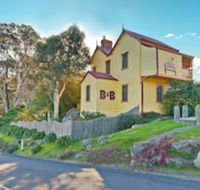 Two Story Bed  Breakfast - Holiday Adelaide