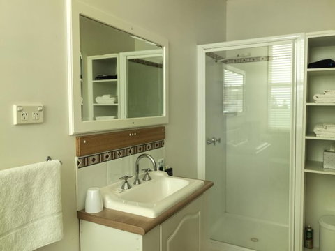 The Madsen - Holiday Adelaide 5