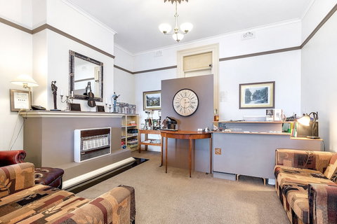 The Madsen - Holiday Adelaide 1