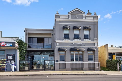 The Madsen - Holiday Adelaide 0