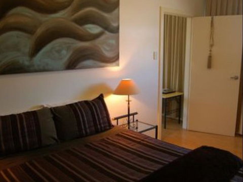 Port Lincoln Holiday Apartments - Holiday Adelaide 2