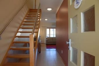 The Lakes Apartments - Holiday Adelaide 1