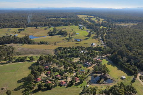 Lakes Entrance Country Cottages - Holiday Adelaide 2