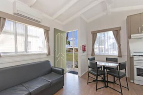 Gum Tree Caravan Park - Holiday Adelaide 3