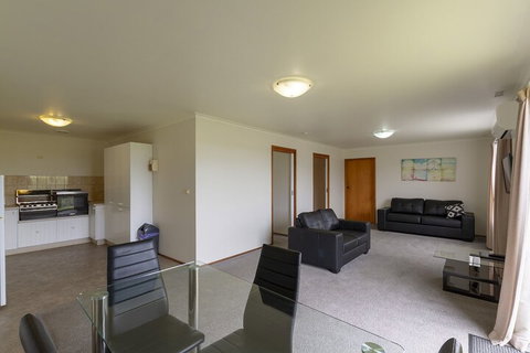 Gum Tree Caravan Park - Holiday Adelaide 2