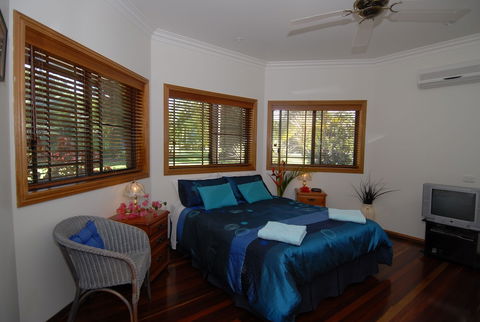 Hibiscus Lodge Bed & Breakfast - Holiday Adelaide 6